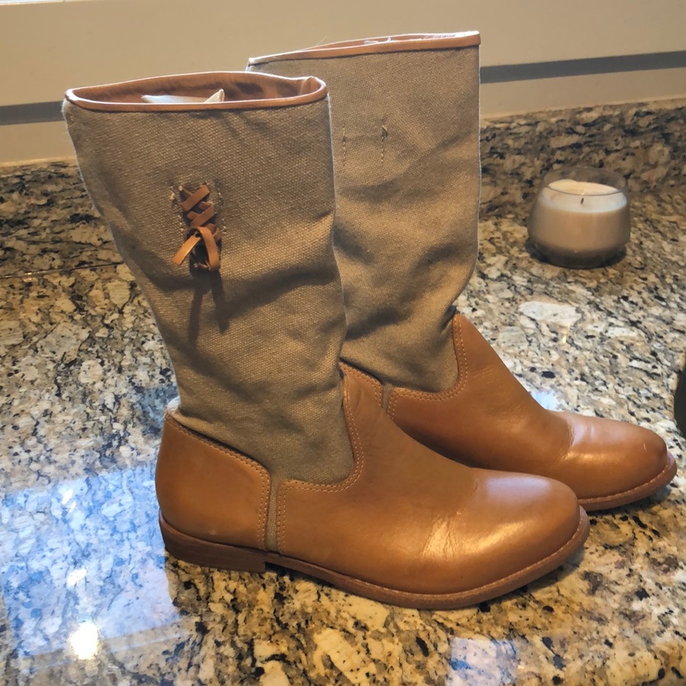 Short western boots by Matisse. Heel to top of boot about 11 inches.